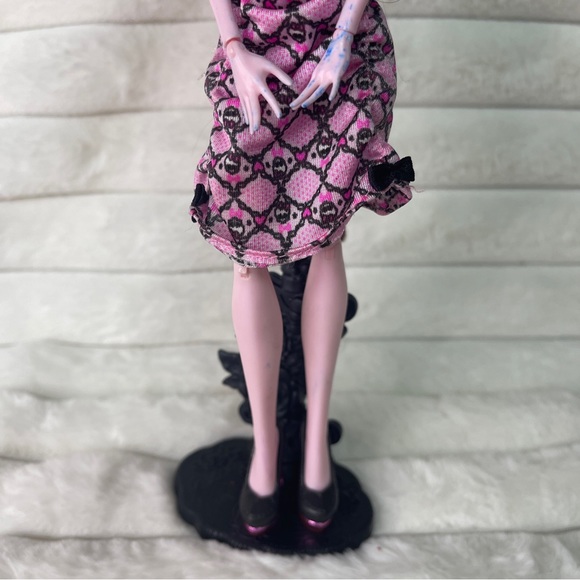 Monster High Draculaura Doll Dot Dead Gorgeous 2012 Walmart Exclusive - Picture 3 of 5